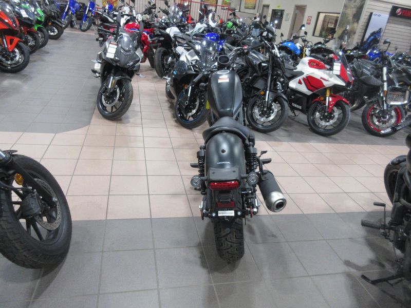 NEW 2026 HONDA REBEL 300 E-CLUTCH Image 11