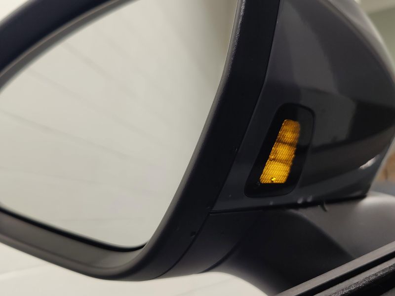 Used 2025 Volkswagen ID.4 Pro AWD 82kW Long RangeImage 8