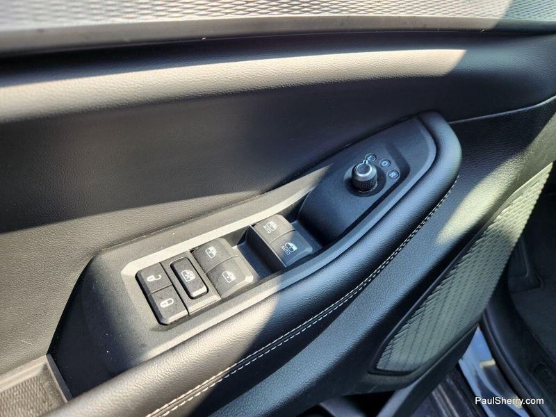 Used 2024 Jeep Grand Cherokee L Altitude