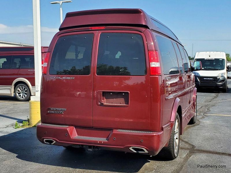 2024 Chevrolet Express Cargo Image 13