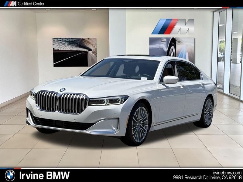 2022 BMW 7 Series 740iImage 1