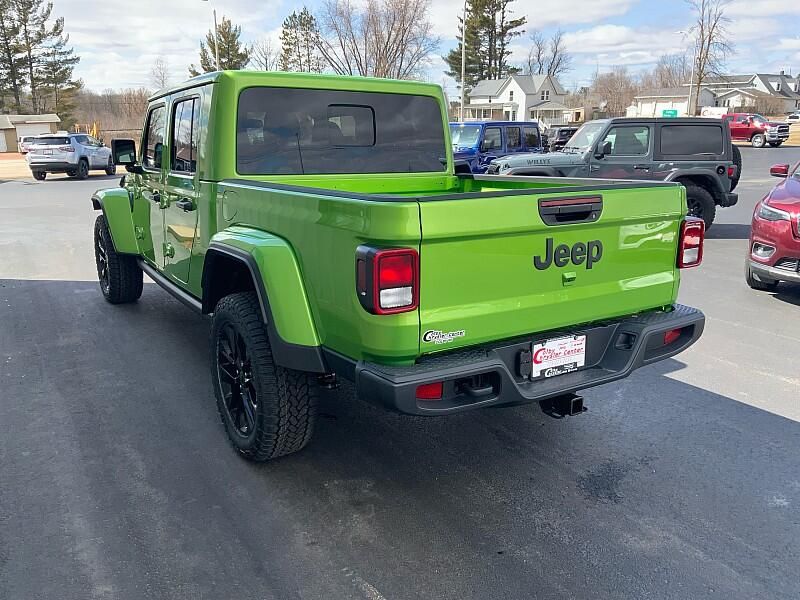 2025 Jeep Gladiator Sport photo 6