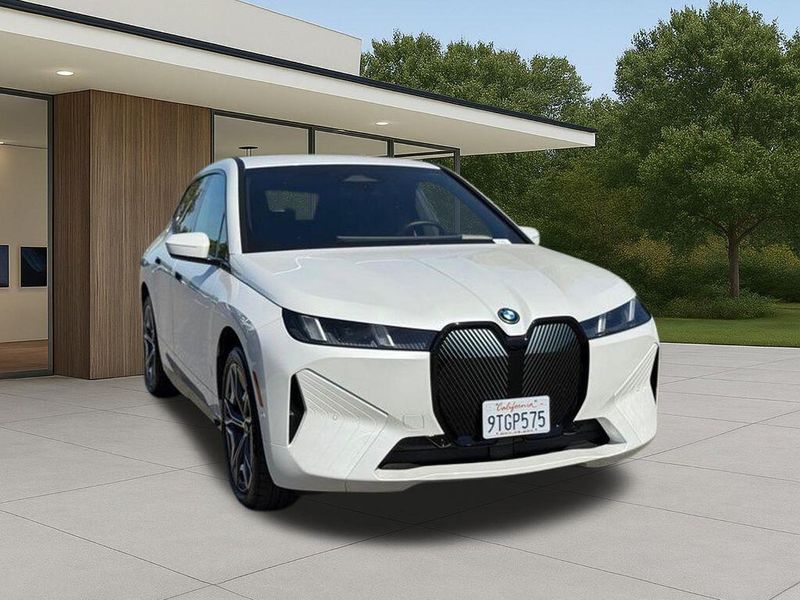 Used 2026 BMW iX xDrive45Image 5