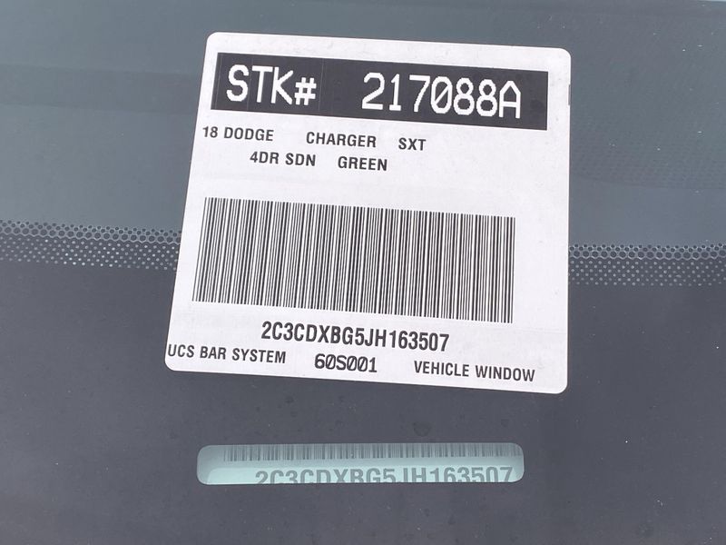 2018 Dodge Charger SXTImage 9