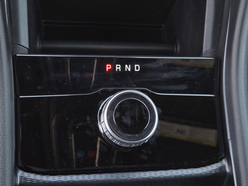 New 2026 Jeep Grand Cherokee L Laredo 4x2