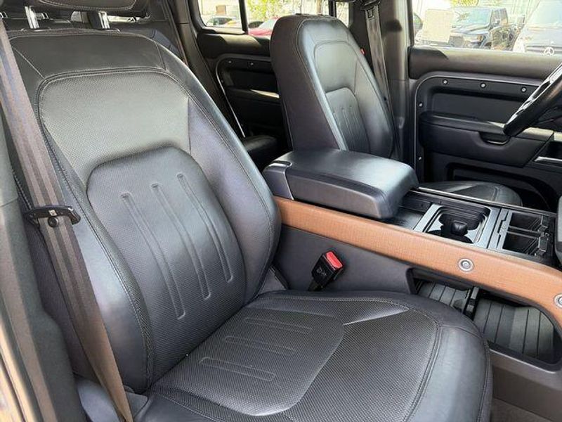 Used 2021 Land Rover Defender 110 XImage 11