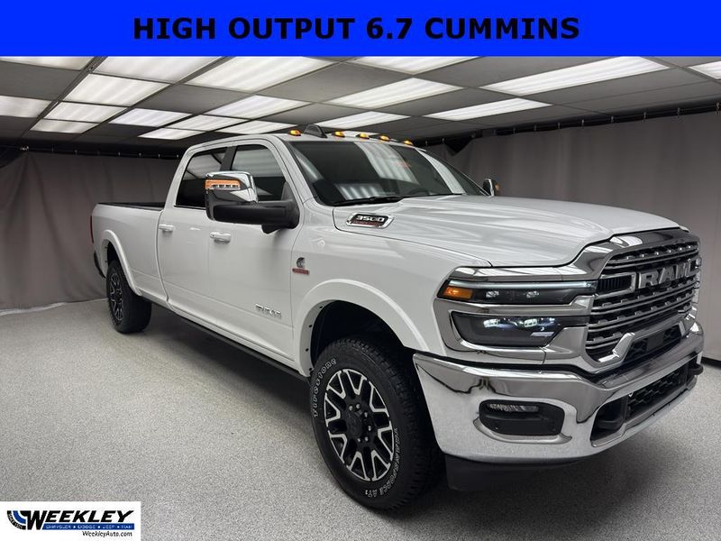 New 2025 RAM 3500 Limited Longhorn Crew Cab 4x4 8