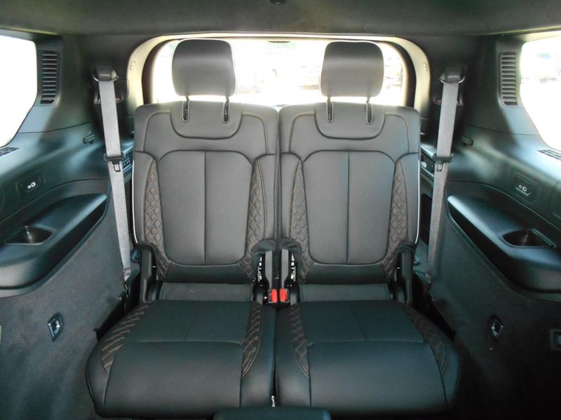 New 2025 Jeep Grand Cherokee L Summit Reserve 4x4Image 8