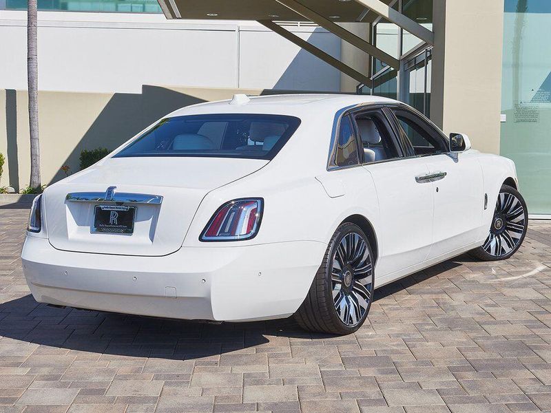 New 2026 Rolls-Royce Ghost Image 2