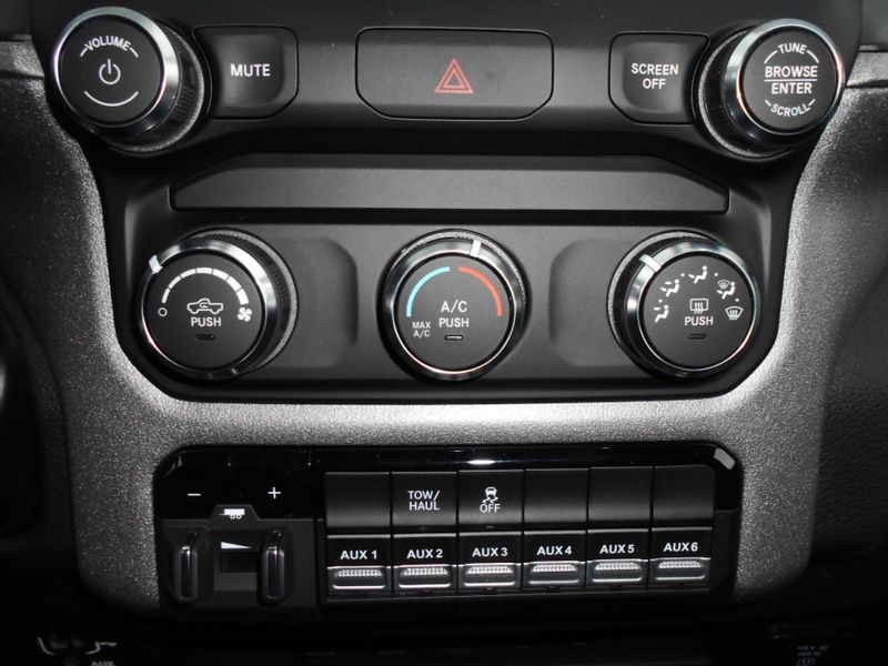 2024 RAM 2500 Tradesman Crew Cab 4x4 6