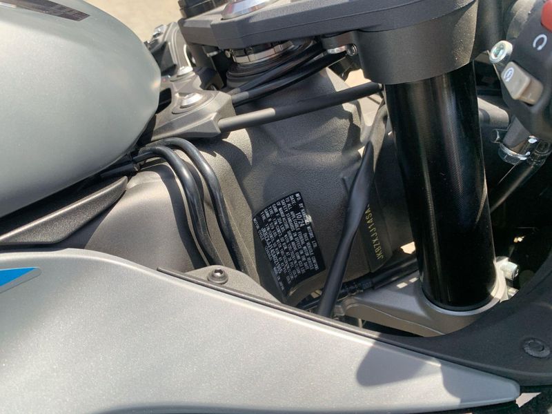 2025 Kawasaki NINJA ZX-6R ABS Image 27