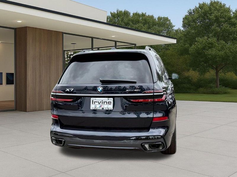 New 2026 BMW X7 xDrive40iImage 9