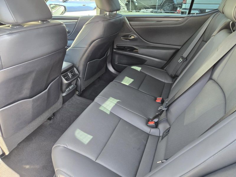 Used 2024 Lexus ES 350 FWD