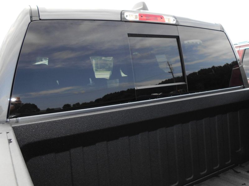 2025 RAM 1500 Big Horn Crew Cab 4x4 5