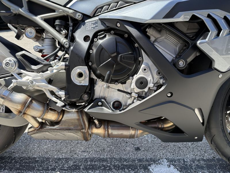New 2025 BMW S 1000 RR 