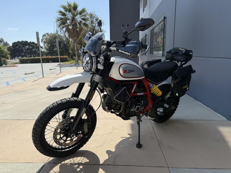 2020 Ducati SCRAMBLER DESERT SLED Image 8