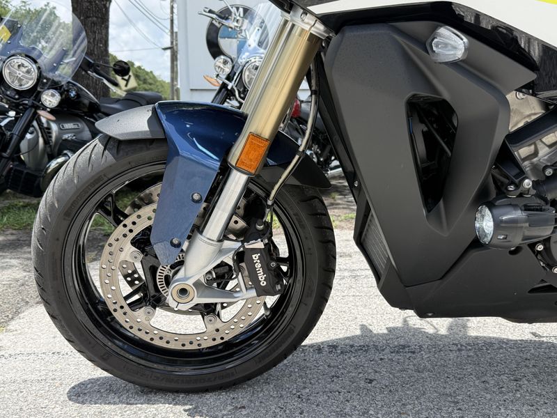 2024 BMW S 1000 XR