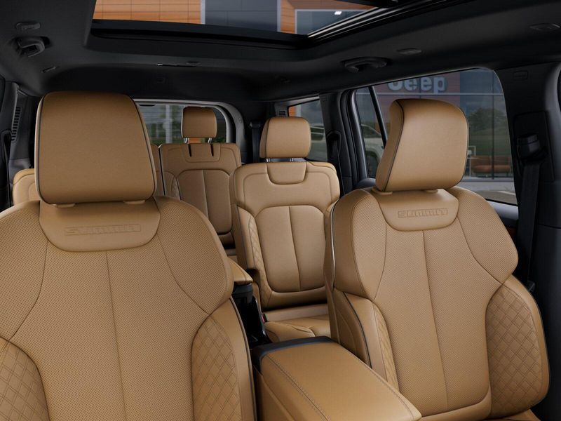 New 2026 Jeep Grand Cherokee L Summit 4x4Image 52