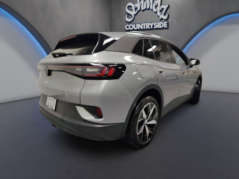 Used 2023 Volkswagen ID.4 Pro S AWD Long Range w/Glass RoofImage 12