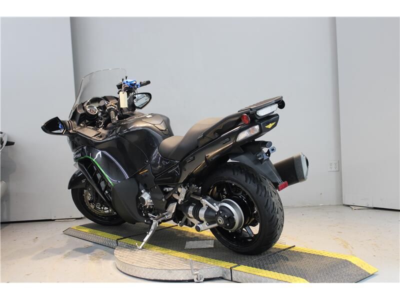 Used 2018 Kawasaki CONCOURS 14 Image 4