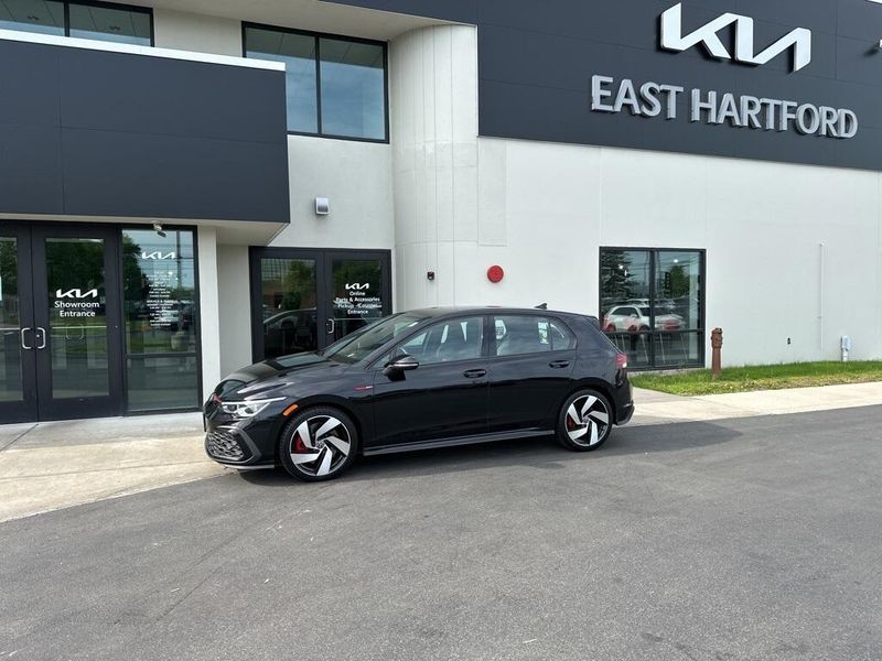 2024 Volkswagen Golf GTI 2.0T SImage 1