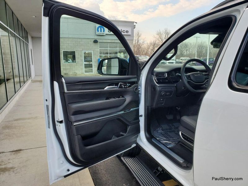 2026 Jeep Grand Wagoneer Summit Obsidian 4x4