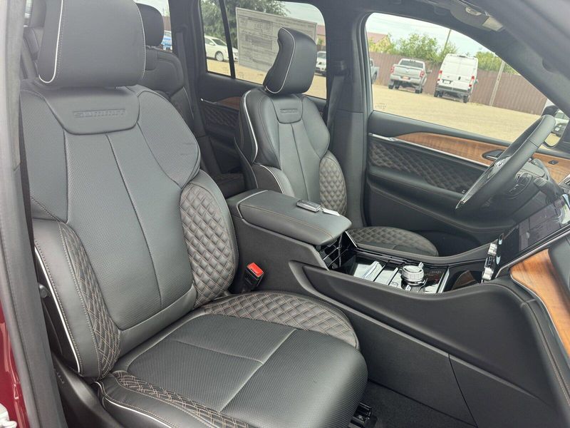 2024 Jeep Grand Cherokee 4xe Summit ReserveImage 21