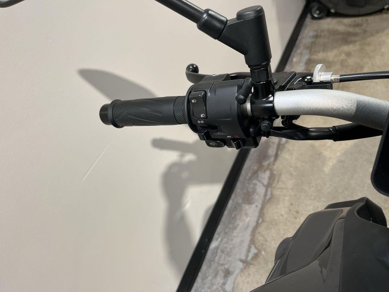 Used 2024 Yamaha MT-07 CA Image 12