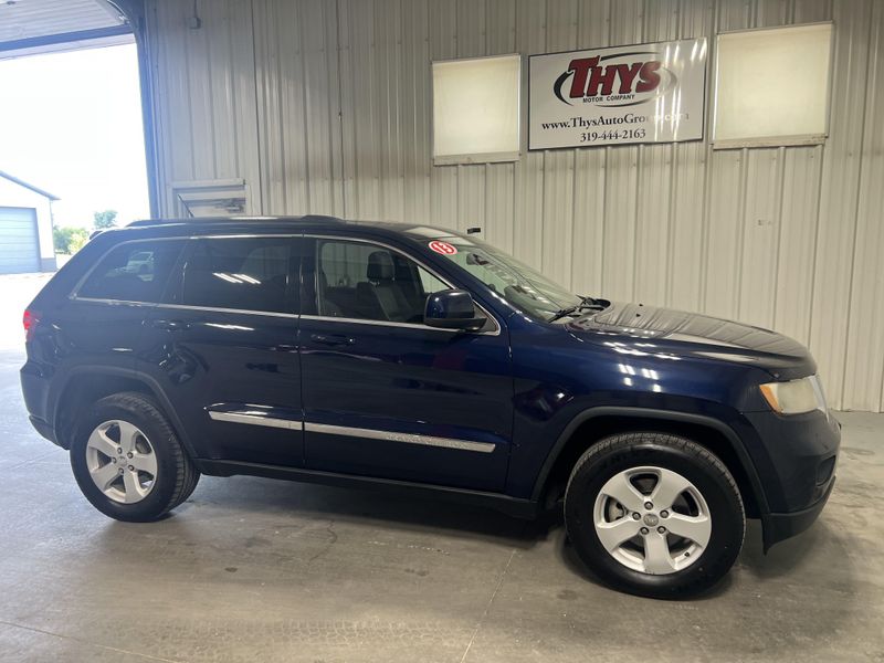 Used 2013 Jeep Grand Cherokee LaredoImage 2
