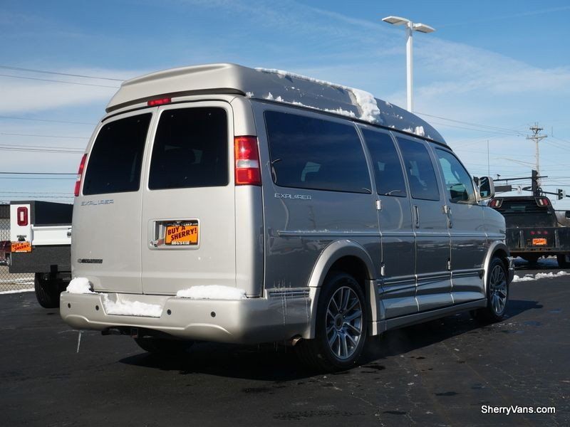 2019 Chevrolet Express 2500 Image 13