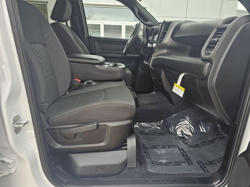 2025 RAM 3500 TradesmanImage 25
