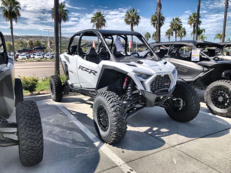 New 2026 Polaris RZR PRO R 4 ULTIMATE Image 10