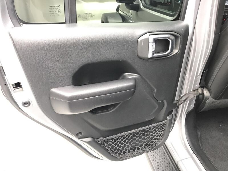 Used 2020 Jeep Wrangler Unlimited FreedomImage 17