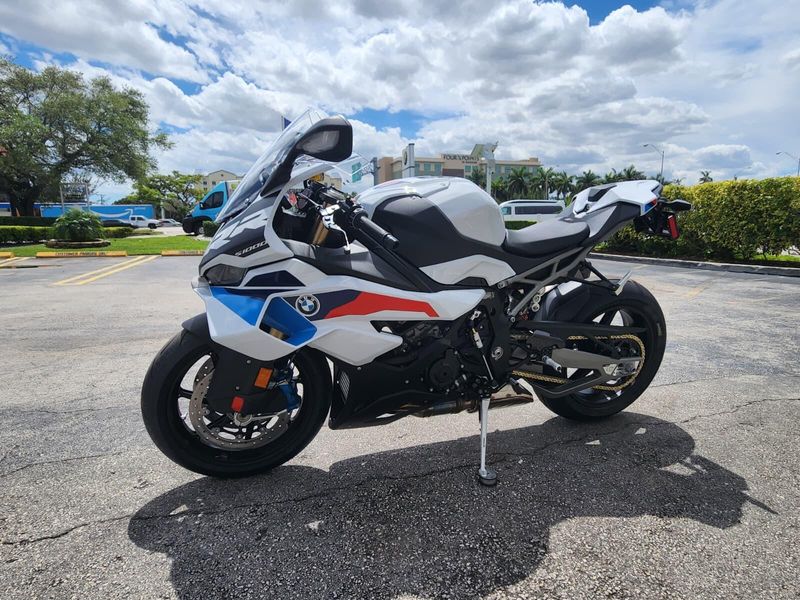 2026 BMW S 1000 RRImage 4