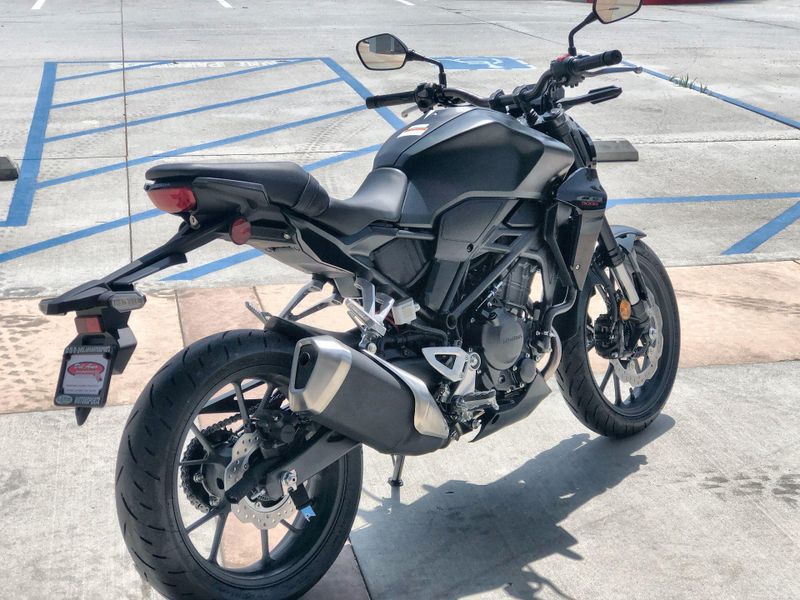 New 2026 Honda CB300R ABS Image 17