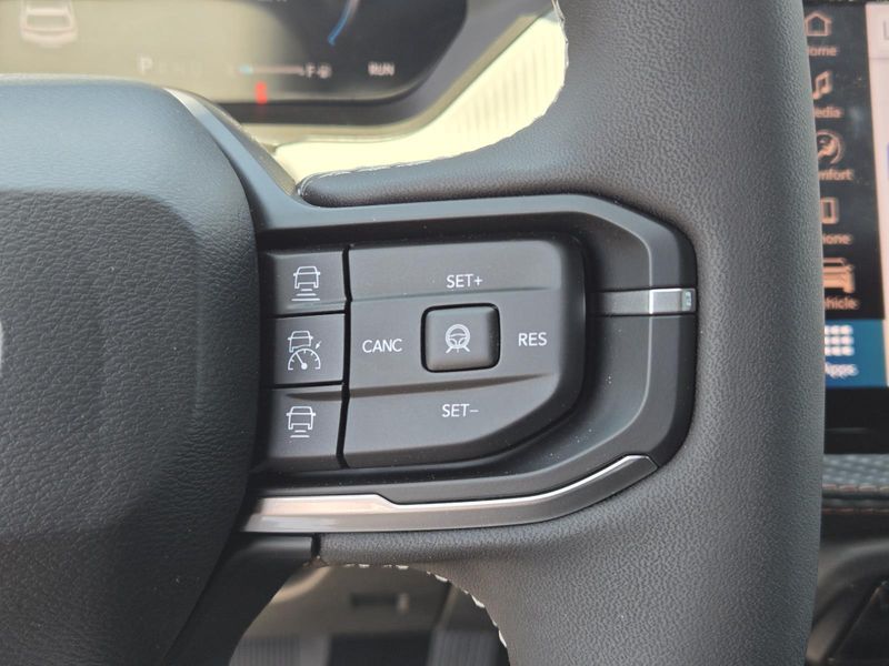 New 2026 Jeep Cherokee Limited 4x4