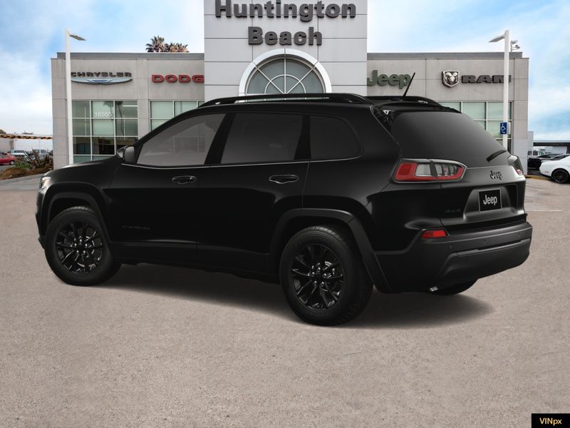 2023 Jeep Cherokee Altitude Lux 4x4 in a Diamond Black Crystal Pearl Coat exterior color and Blackinterior. BEACH BLVD OF CARS beachblvdofcars.com 