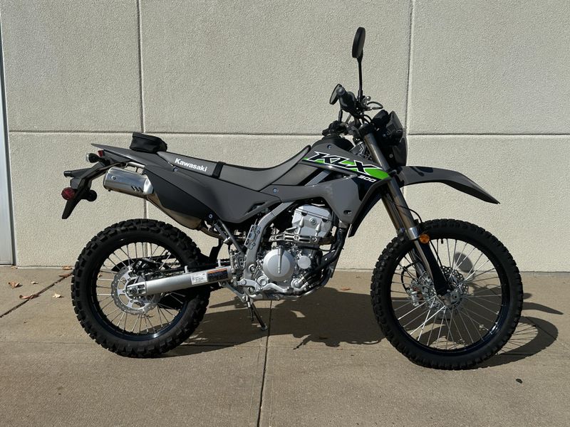 2024 Kawasaki KLX 300Image 2