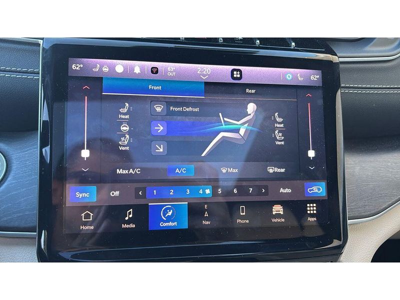 Used 2023 Jeep Grand Cherokee L LimitedImage 15