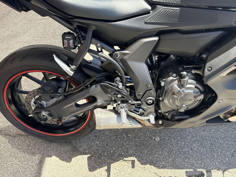 Used 2024 Yamaha YZF-R7 Image 14