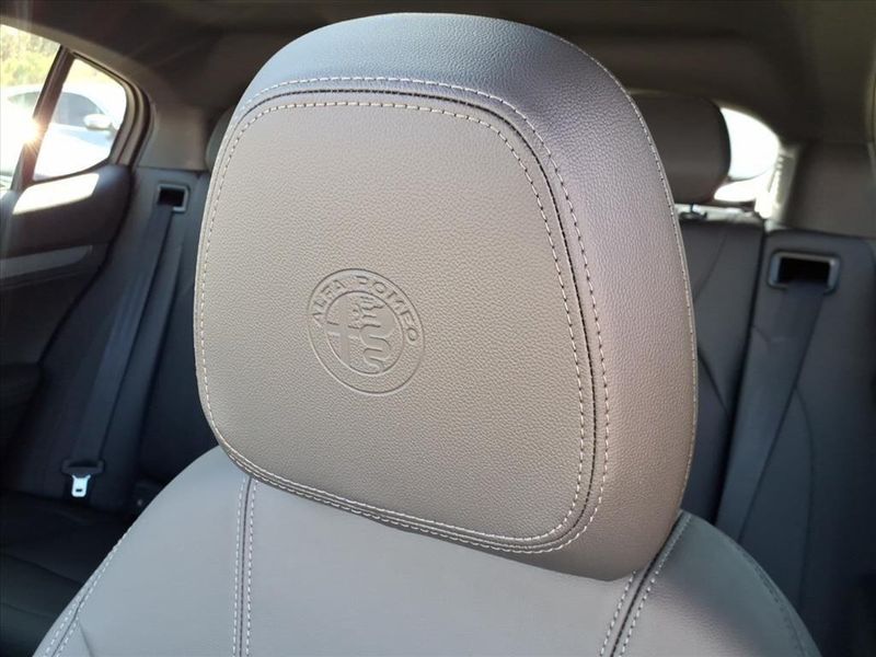 New 2026 Alfa Romeo Stelvio VeloceImage 15