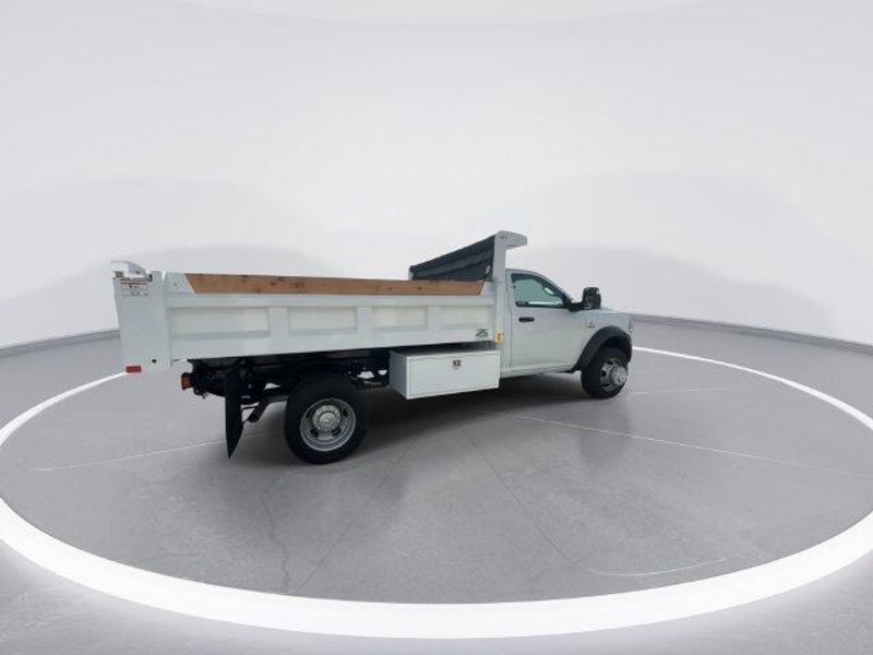 New 2024 RAM 5500 Tradesman Chassis Regular Cab 4x2 84