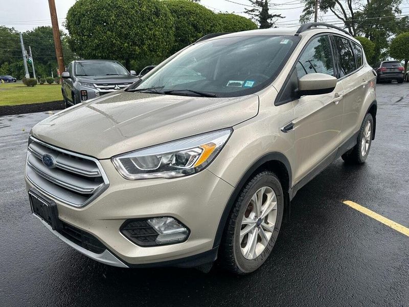 2017 Ford Escape SEImage 10