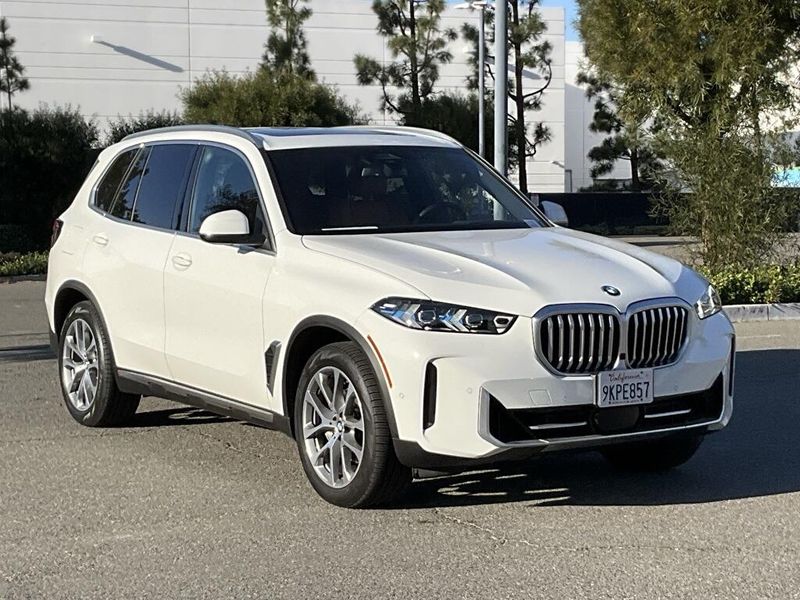 2024 BMW X5 sDrive40iImage 2