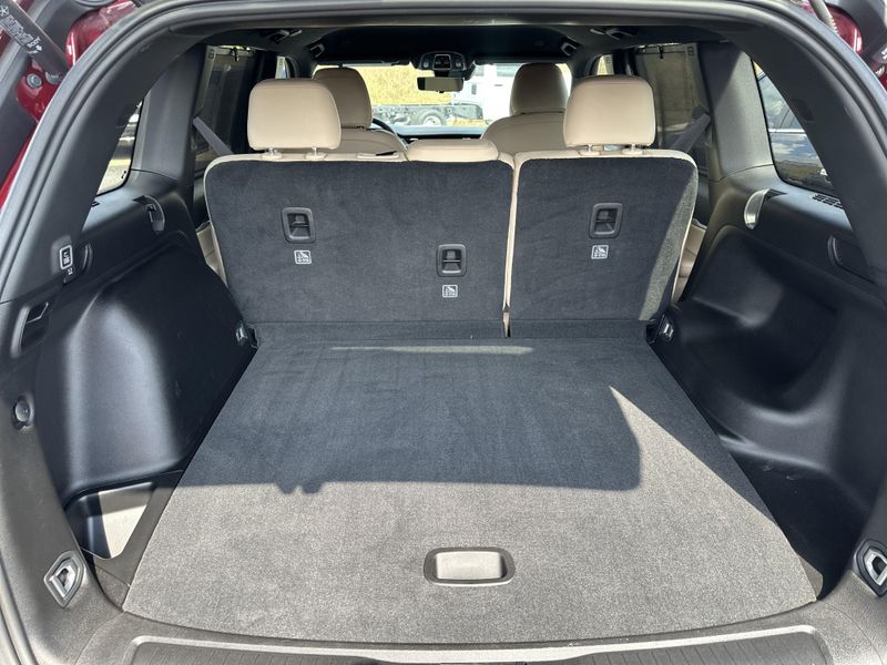 Used 2023 Jeep Grand Cherokee LimitedImage 13