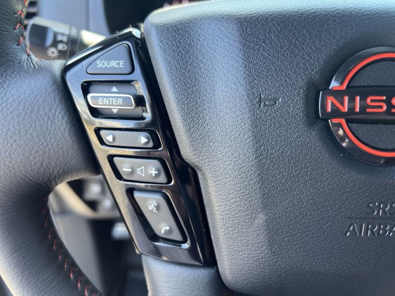 Used 2024 Nissan Frontier PRO-4XImage 11