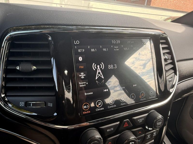 2021 Jeep Grand Cherokee Limited photo 21