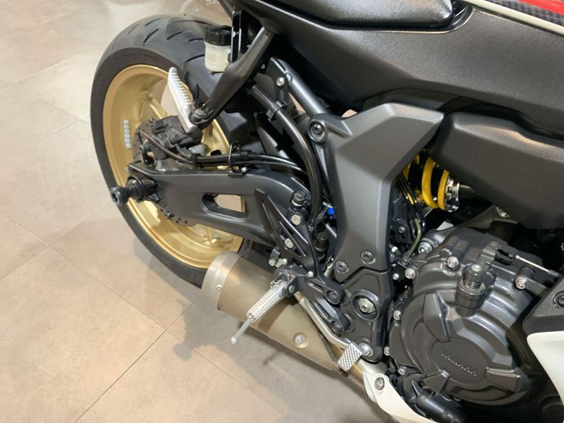 Used 2022 Yamaha YZF-R7 CA Image 28