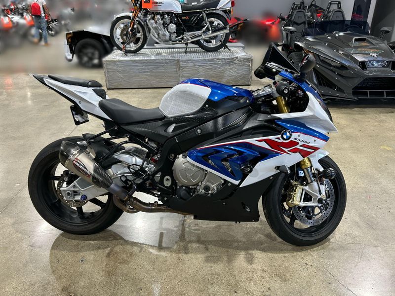 2017 BMW S 1000 RR Image 10