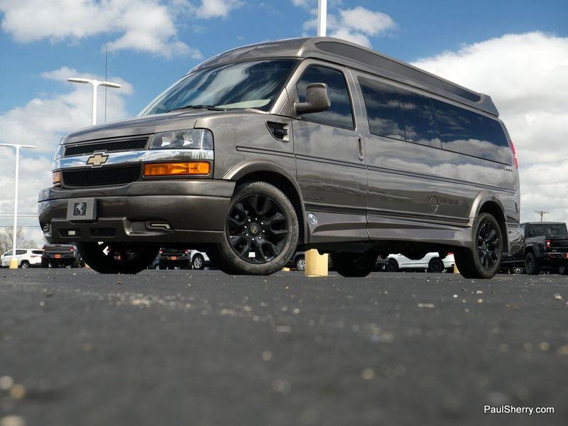 2023 Chevrolet Express Image 58